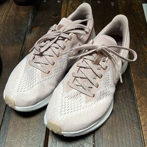 Rose Gold Women’s Nikes Size 8.5